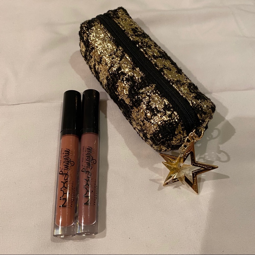 Makeup bundle